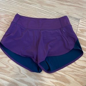 Outdoor Voices - Hudson 2.5” Short - Exercise Shorts